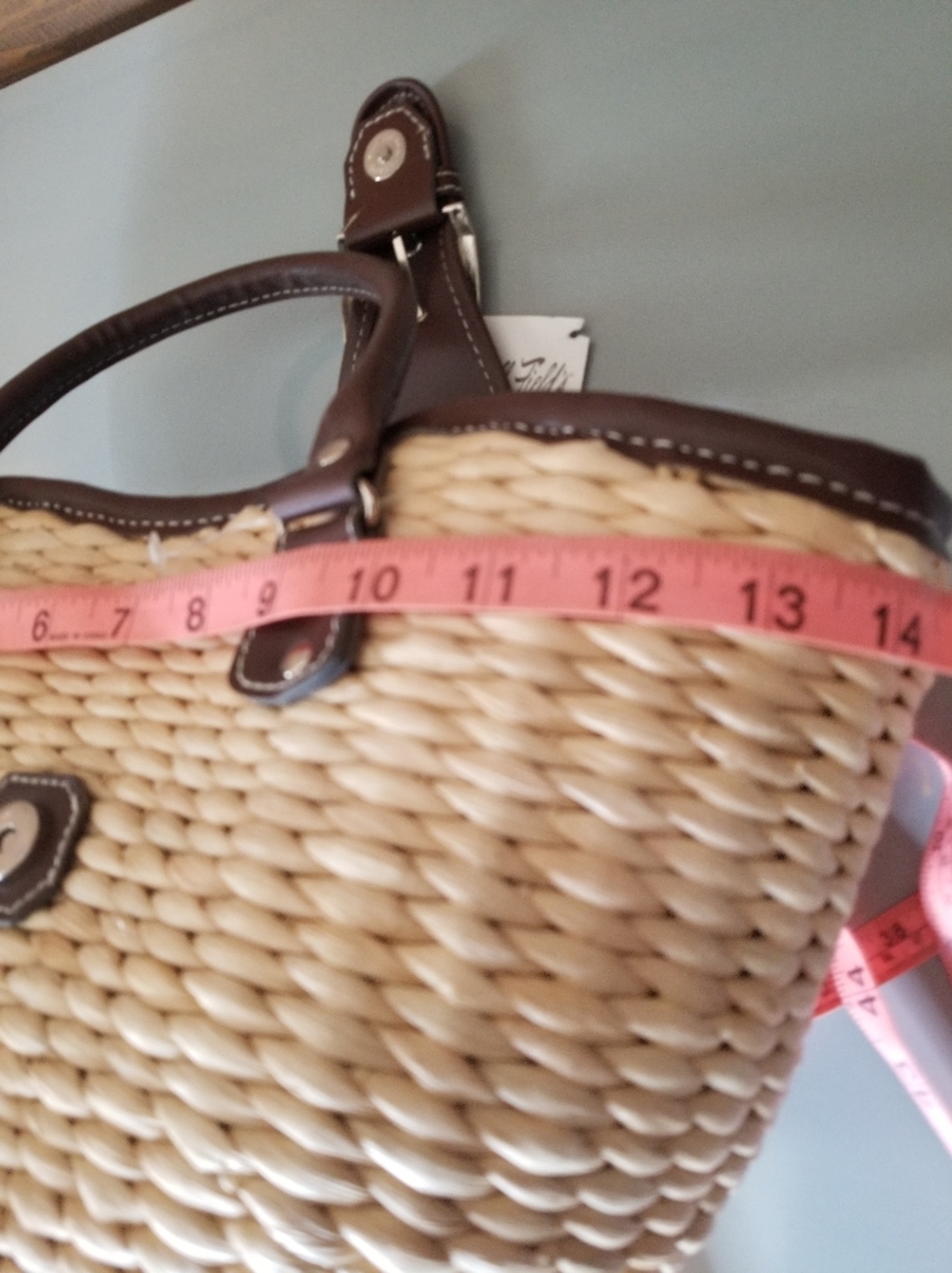 Marshall Fields Vtg Weaved Wicker Basket Bag Tan Brown Handles Bucket Purse - Picture 10 of 14